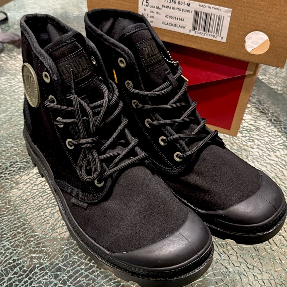 Palladium Authentic Style Pampa Hi Htg Supply Style 77356-001-M Men 7.5 Women 9 - Picture 5 of 11